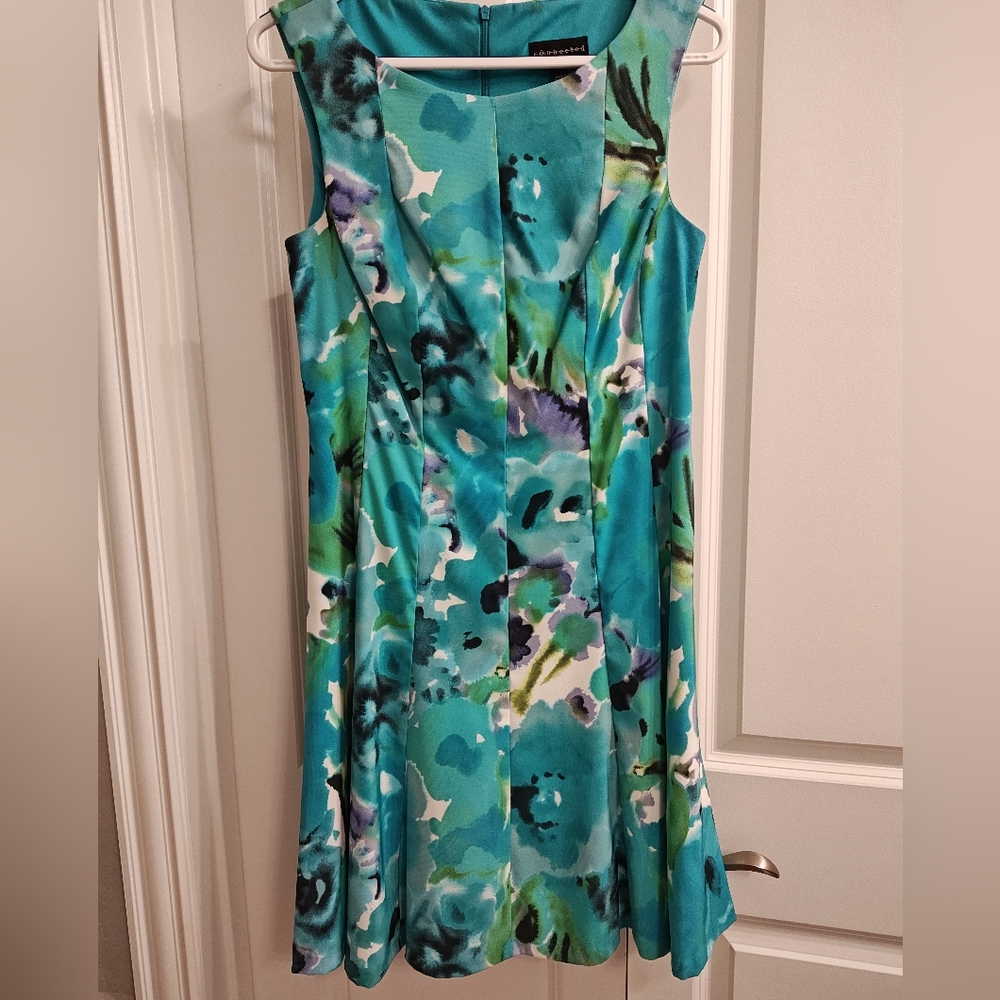 Connected Apparel Mint Green and Blues Sleeveless Scoop Neck Sundress. Size 8.